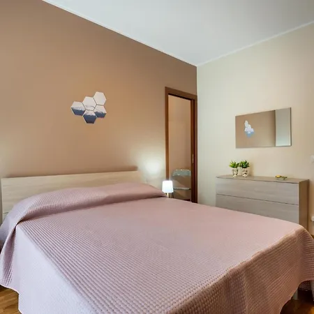 아파트 Guesthost - Lapilli E Miracoli Flat With Patio *