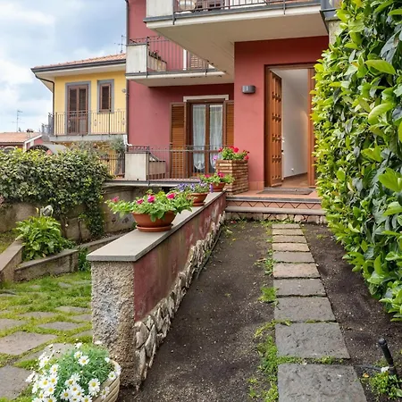 Guesthost - Lapilli E Miracoli Flat With Patio *